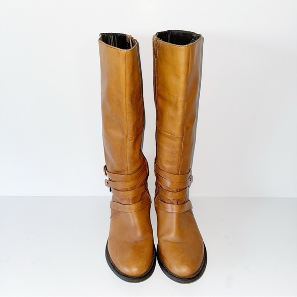 Steve Madden Albany Cognac Leather Belted Riding Boots Sz 8.5 - Picture 7 of 12
